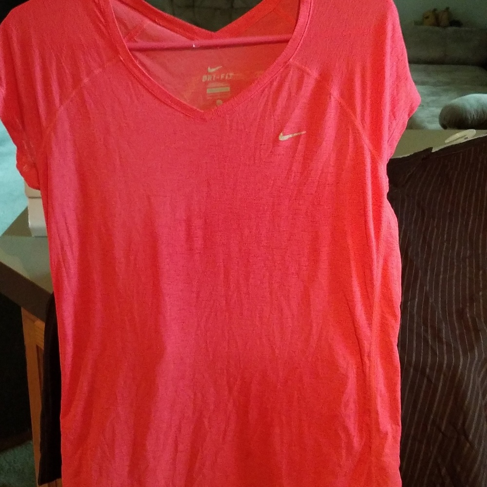 Nike red shirt sz Lrg